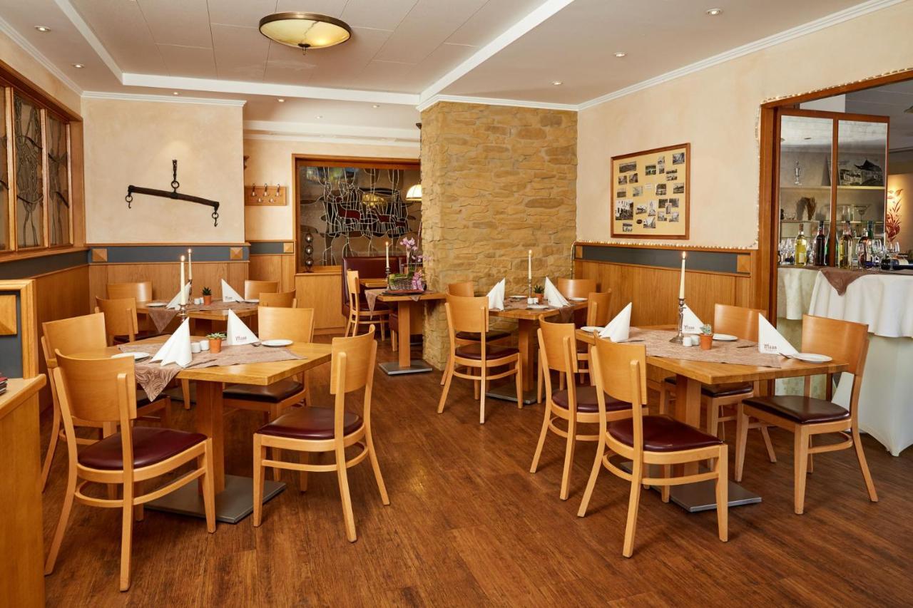 Hotel-Restaurant Maas Lutzerath Esterno foto
